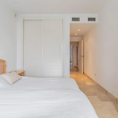 2 Bedroom Oasis Marbella-oceanwiev *